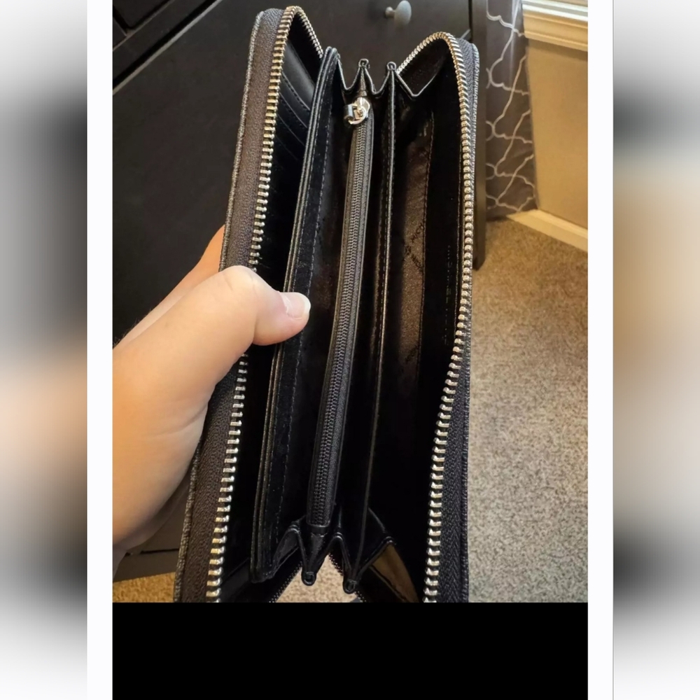 Michael Kors Black And Gray Wristlet - Picture 5 of 5